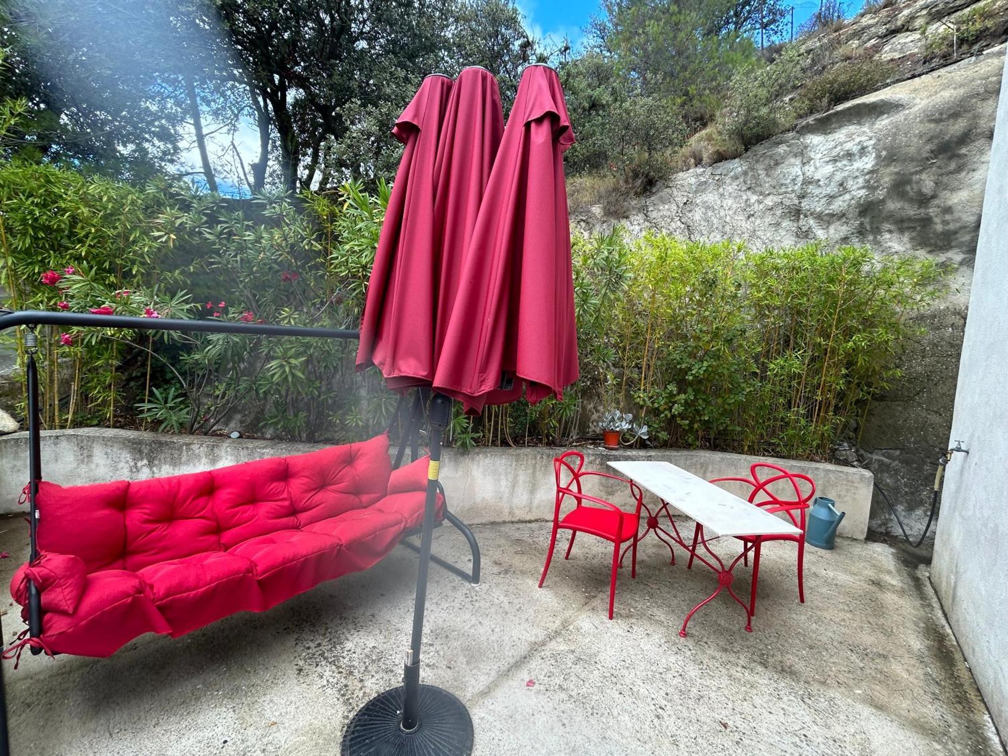 Maisonnette Entre Luberon Et Sainte Victoire La Bastidonne Esterno foto